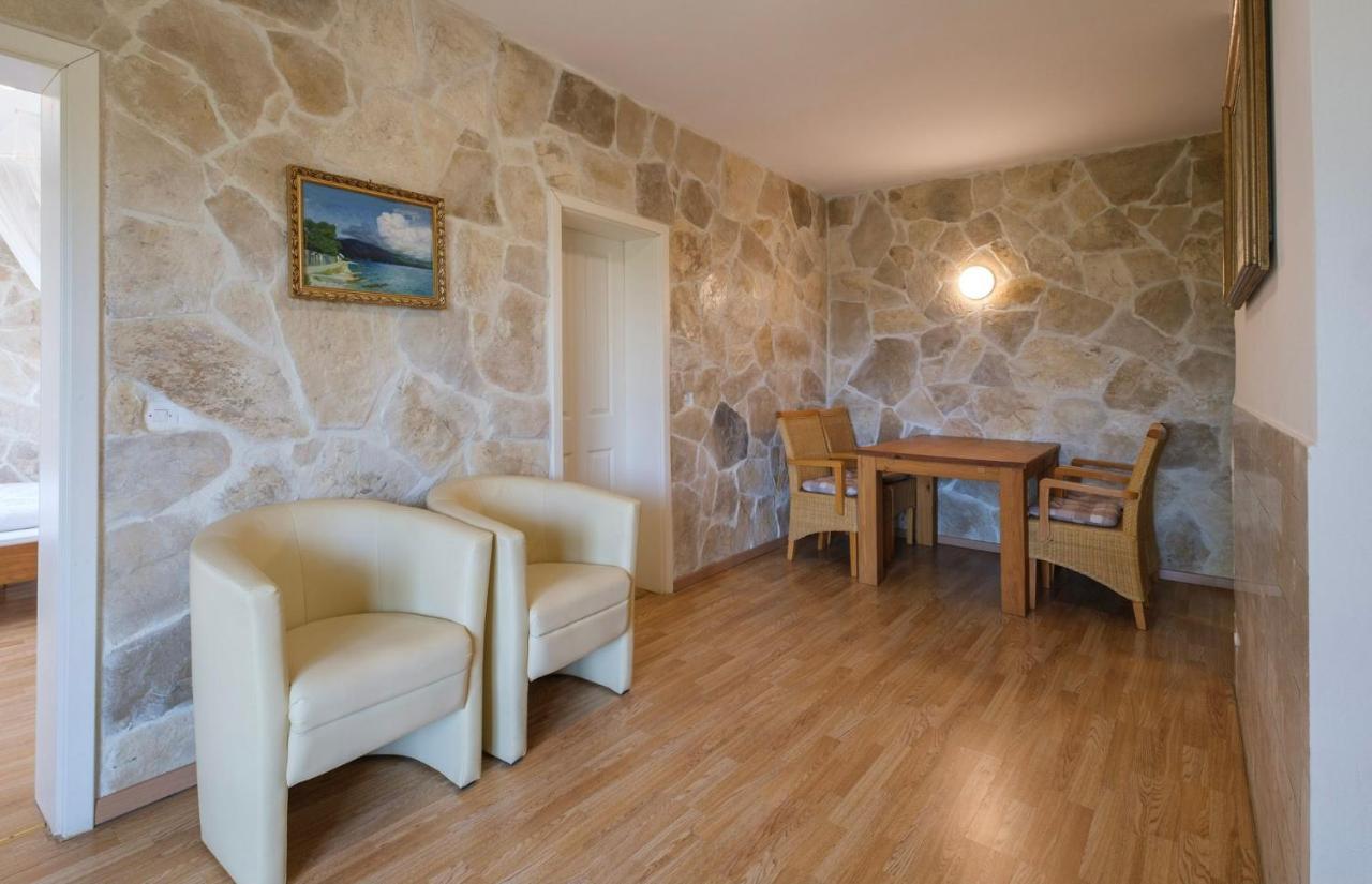 Apartments Kaktus Orebic Luaran gambar